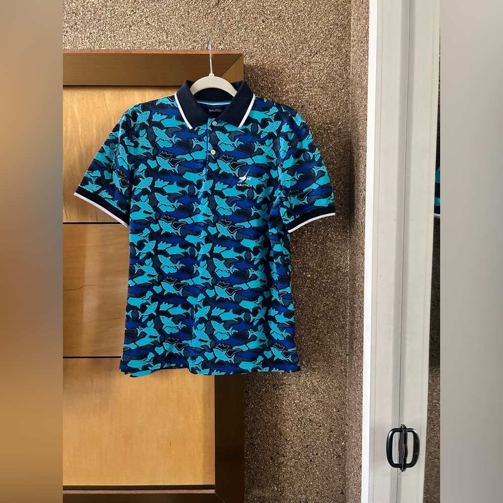 Nautica men's shark design collared short sleeve polo